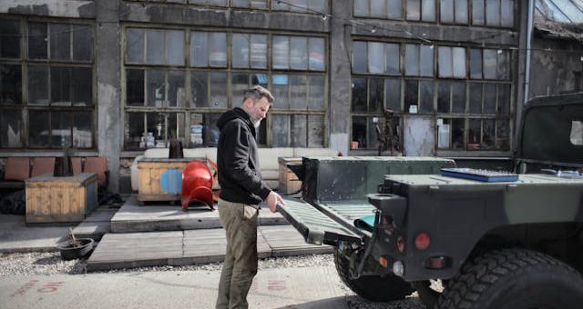 preparing car for a shipping